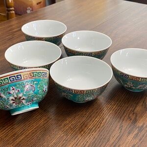 Antique Chinese Familie Rose Bowl set of six bowls in great condition!